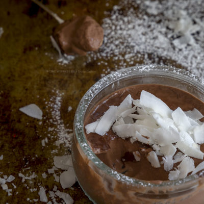 budino-di-cocco-e-cacao-con-latte-di-cocco-dolce-facile-veloce-estivo-contemporaneo-food